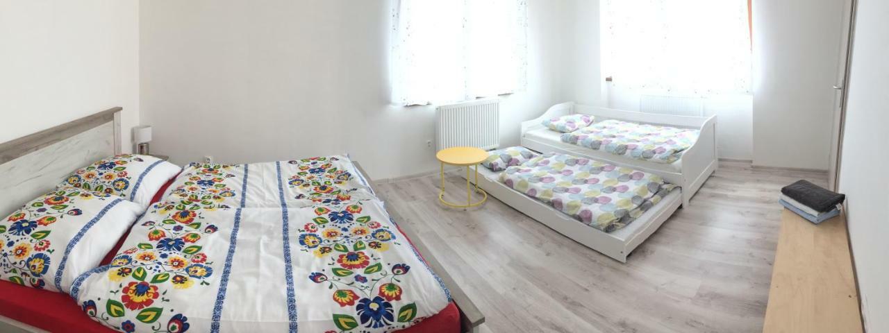 Hotel U Pepika à Liptovský Mikuláš Extérieur photo