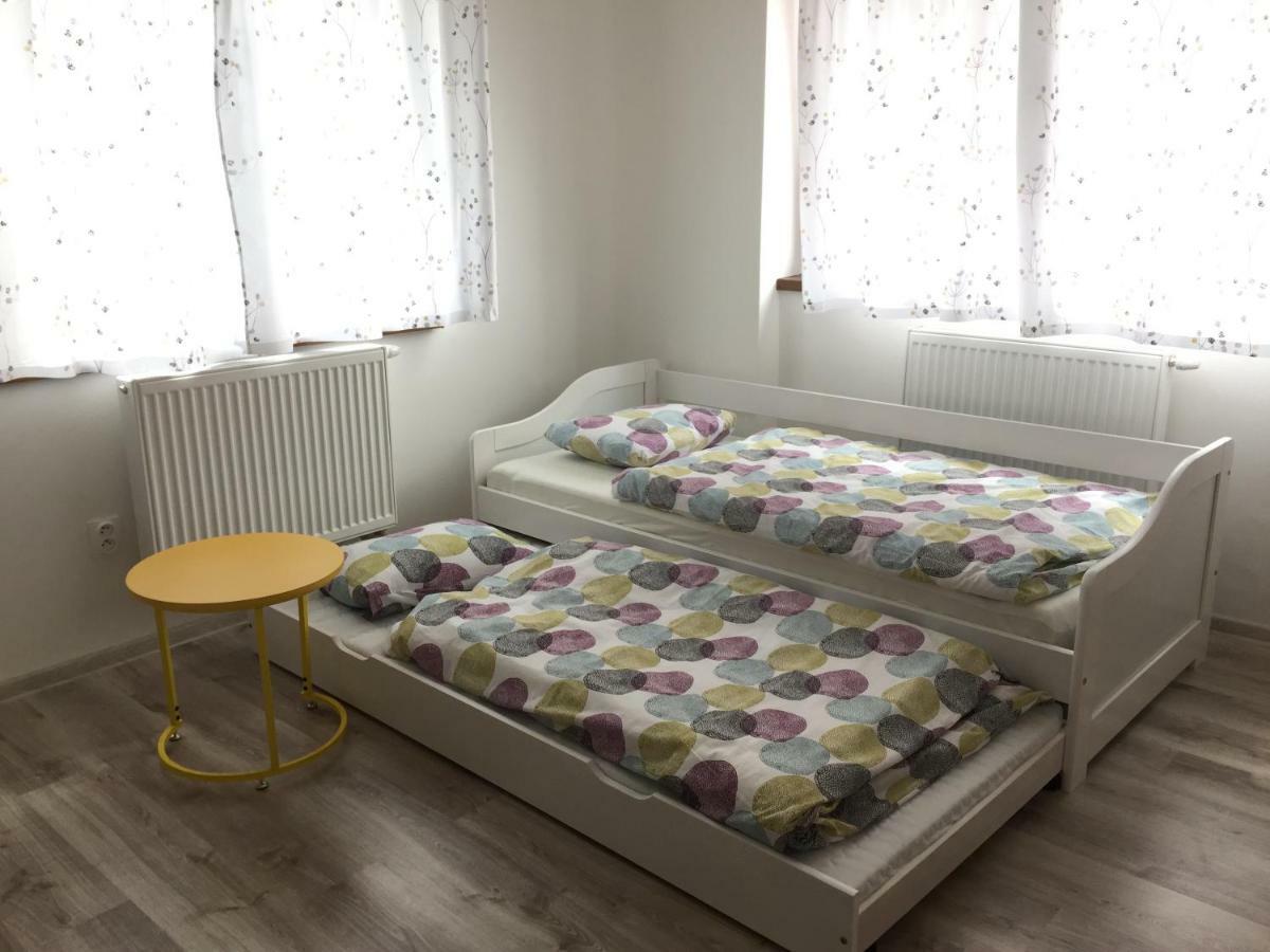 Hotel U Pepika à Liptovský Mikuláš Extérieur photo