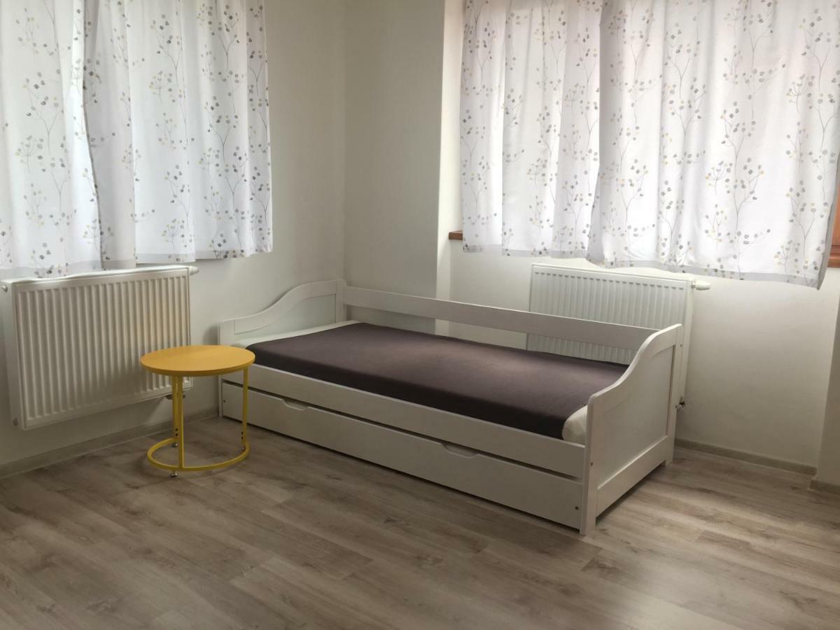 Hotel U Pepika à Liptovský Mikuláš Extérieur photo